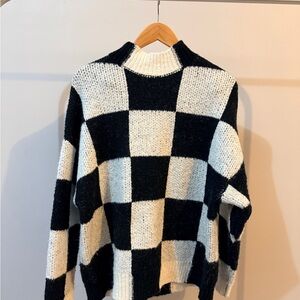 Black and White Checkered Women's Sweater